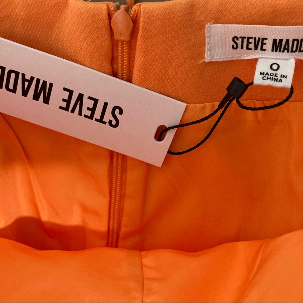 Steve Madden Vibrant Orange Mini Skort - Picture 6 of 6
